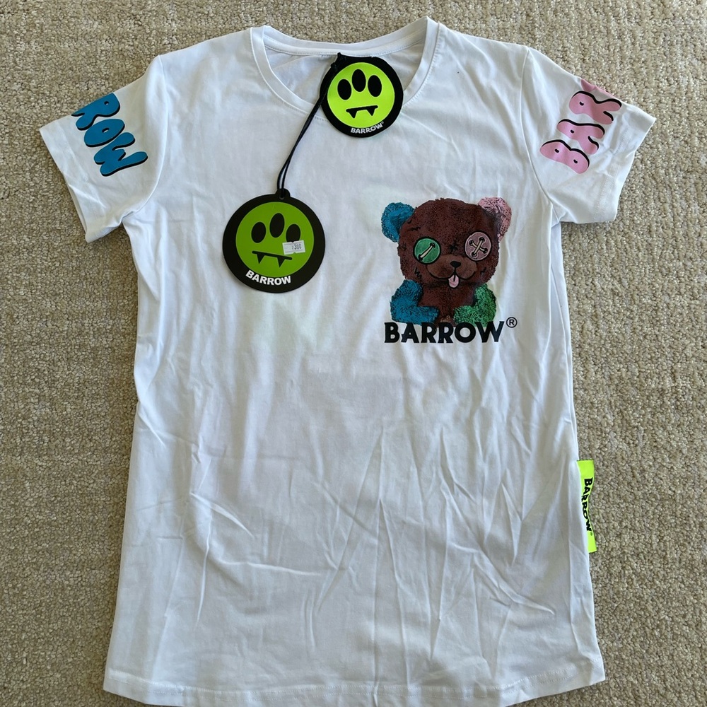 NWT Barrow Italy Women's Medium White Tee Short Sleeve Shirt Colorful Graphics